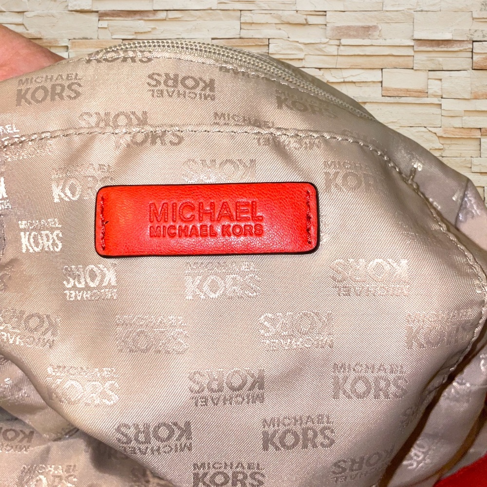 Michael Kors Lillie Shoulder Bag - Mandarin - Picture 6 of 11